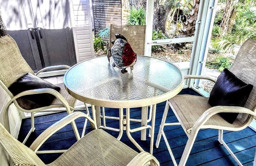 Inglis House | Withlacoochee River, 2/2,pet friendly, sleeps 6, fishing, scalloping, boating.