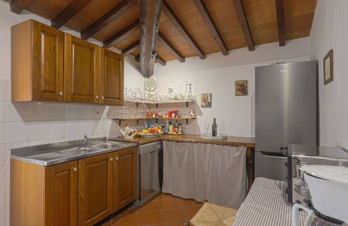 San Pietro in Bossolo House | Wonderful private villa with private pool, WIFI, TV, patio, pets allowed, panoramic view and par.