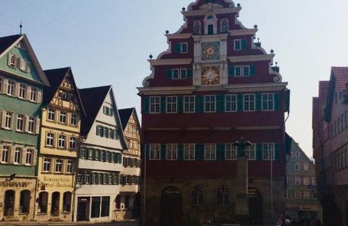 Innenstadt Apartment | Wohnen in der Altstadt Esslingen - SelfCheckIn -