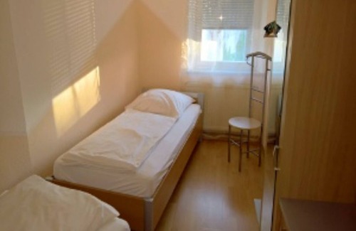 Dambach Apartment | Wohnung 3 - Obergeschoss