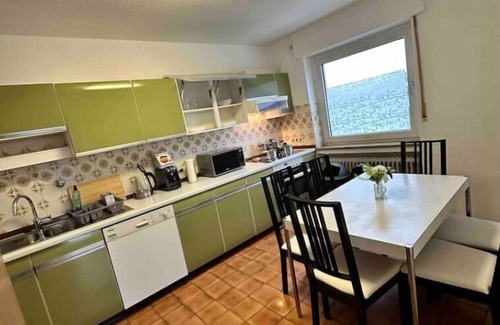 Ibbenbueren Apartment | Wohnung in Ibbenbüren mit 8 Queensize-betten