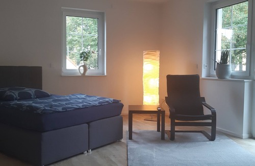 Frohnau Apartment | Wohnung mit 2 Schlafzimmer Zentral Gelegen in Hohen Neuendorf