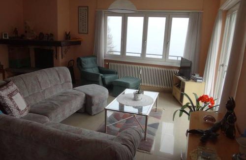 Carona Apartment | Wohnung mit See Sicht in Carona