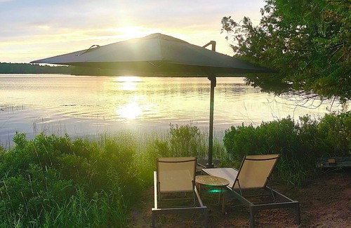 North Bay Cottage | Wolfe Lake Cottage sleeps eight - Nipissing, Ontario, Canada
