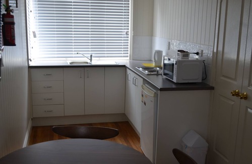Wondai Cabin | Wondai Accommodation Units and Villas