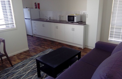 Wondai Cabin | Wondai Accommodation Units and Villas