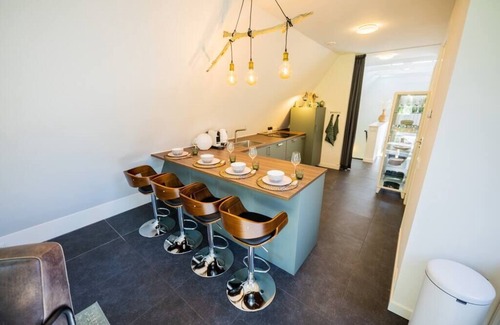 Het Hofke Apartment | Wonderful 50m² Loft with Balcony (KS-8)