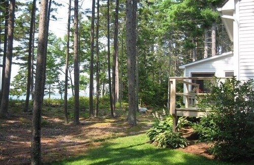 Waldoboro House | Wonderful Cape with Stunning Waterviews and Sunsets