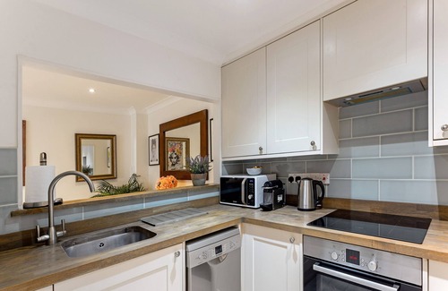 Warwick Apartment | Wonderful Central London 2 bed 2 bathroom Flat in the middle of town.
