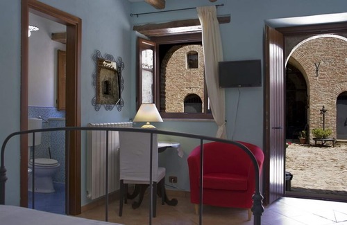 Petralia Sottana House | Wonderful estate with private pool and SPA, rooms with private bathroom