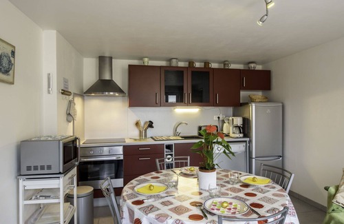 Saint-Pierre-en-Port House | Wonderful private villa for 4 people with TV and parking