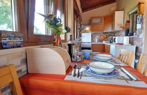 Pomer House | Wonderful holiday home with terrace and barbecue area