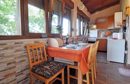 Pomer House | Wonderful holiday home with terrace and barbecue area