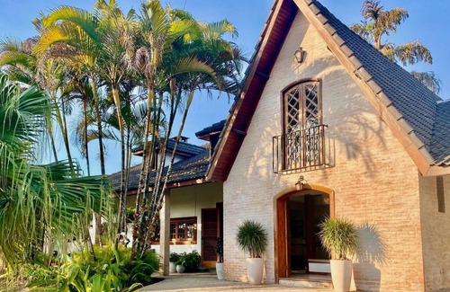 Carapicuiba House | Wonderful house with pool and gourmet space - Granja Viana @casagranjeira