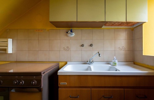 Vigliano d'Asti House | Wonderful private villa for 6 guests with terrace, pets allowed and parking