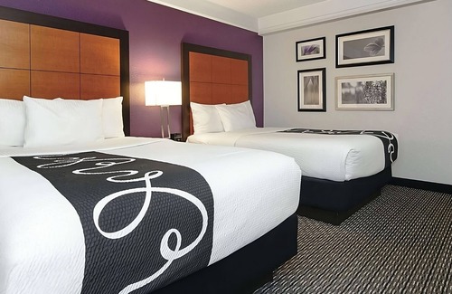 Guasti Hotel | Wonderful Place To Stay! Pet-friendly Unit Near Ontario Town Square!