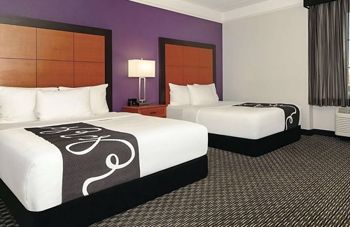 Guasti Hotel | Wonderful Place To Stay! Pet-friendly Unit Near Ontario Town Square!