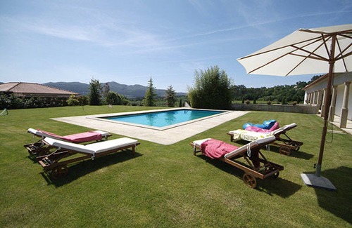 Fornelos Villa | Wonderful Ponte De Lima Villa | 6 Bedrooms | Casa Alberto | Private Pool & Gym.