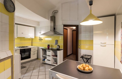 Lake Bracciano Villa | Wonderful private villa with A/C, WIFI, private pool, TV, terrace, pets allowed and parking