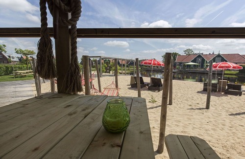 West-Graftdijk House | Wonderful private villa for 4 people with WIFI, TV, terrace and parking