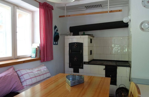 Korenov Villa | Wonderful private villa for 5 guests with WIFI, terrace and parking