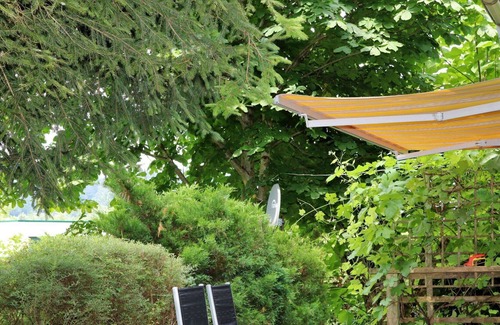 Frankenburg House | Wonderful private villa for 4 guests with WIFI, TV, patio, pets allowed and parking