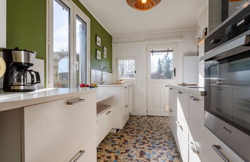 Canapville Villa | Wonderful private villa for 6 guests with WIFI, TV, terrace and parking