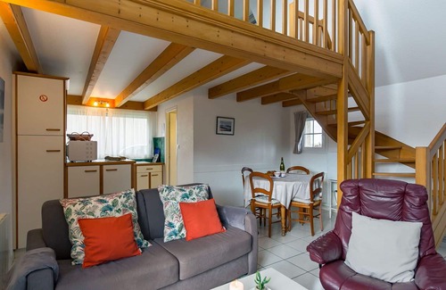 Plounevez-Lochrist House | Wonderful private villa for 3 guests with WIFI, TV, terrace, pets allowed and parking