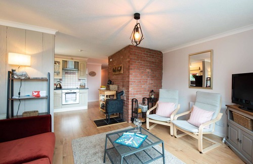 East Lewiston House | Wonderful private villa for 8 people with TV, patio, panoramic view and parking