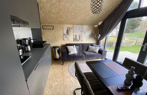 Willemsdorp House | Wonderful private villa for 4 guests with WIFI, TV, terrace and parking