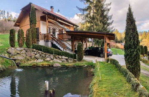 Berg bei Rohrbach House | Wonderful private villa with WIFI, hot tub, TV, terrace, pets allowed, panoramic view and parking