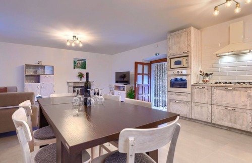 Jadreski House | Wonderful private villa with A/C, WIFI, private pool, TV, terrace, pets allowed and parking