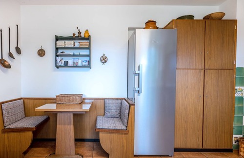 Neuhaus House | Wonderful property with spacious garden and mountain view