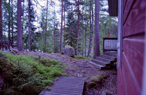 Orivesi Cottage | Wonderful traditional Finnish holiday house in silent forest lake