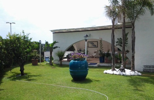 Colonia Elena Villa | wonderful Villa in beachfront residence