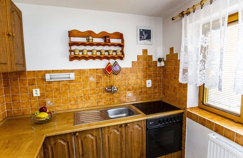 Tatobity House | Wonderful villa for 6 guests with WIFI, TV, patio and parking