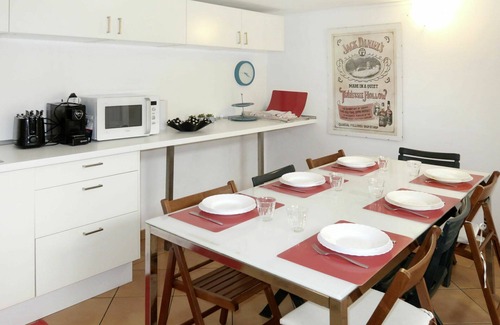 Sanremo House | Wonderful villa for 9 people with WIFI, A/C, TV, terrace, pets allowed and parking