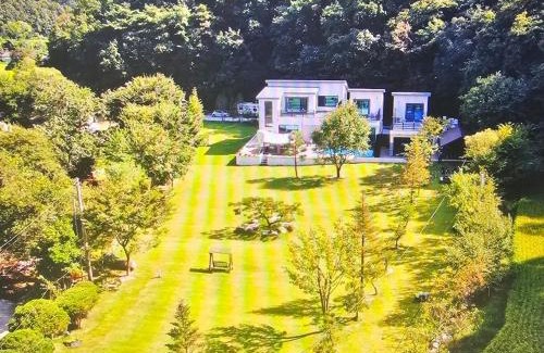 Wonju House | Wonju Gwirae 630 Dog Pool Villa