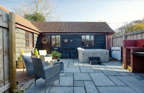 Woodbury House | Woodbury Cottage