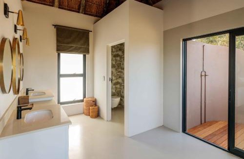 Sidbury Cabin | Woodbury Manor - Amakhala Game Reserve