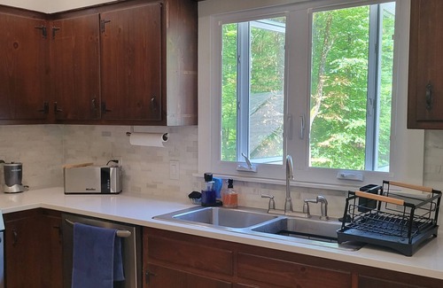Ulster Park House | Wooded family getaway in the country