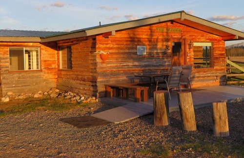Prince George Cottage | Woodhouse Cottages and Ranch - Cowboy Cottage