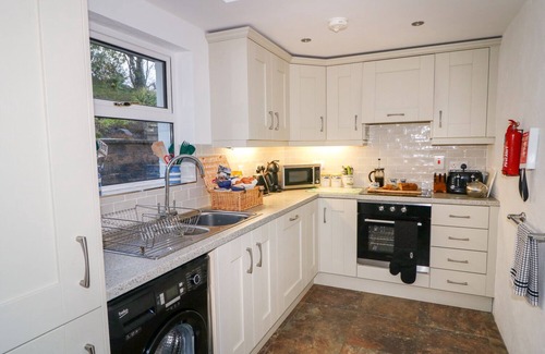 Ballycastle Cottage | WOODLEIGH COTTAGE, country holiday cottage in Ballycastle