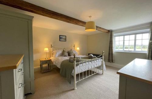 Bretton House | Woodpecker Cottage