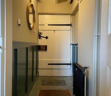 Bretton House | Woodpecker Cottage