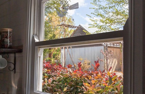 Taralga House | Woolbrook Cottage - Charming 1890's Heritage