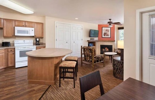 Big Bear Lake Hotel | WorldMark Big Bear - 2 Bedroom