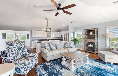 Sea Scape House | Worthington Lane: Pool, Hot Tub, Golf Course View