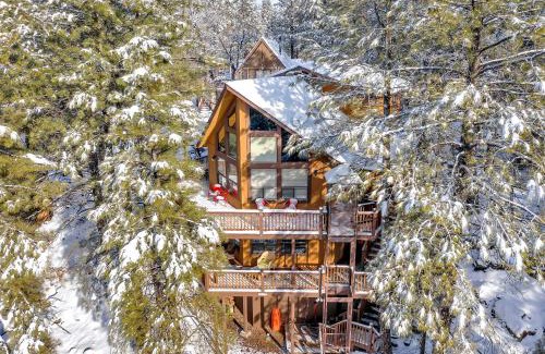 Munds Park House | Wraparound Deck Pet-Friendly Munds Park Retreat