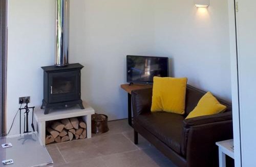 Chippenham House | Wrens Nest